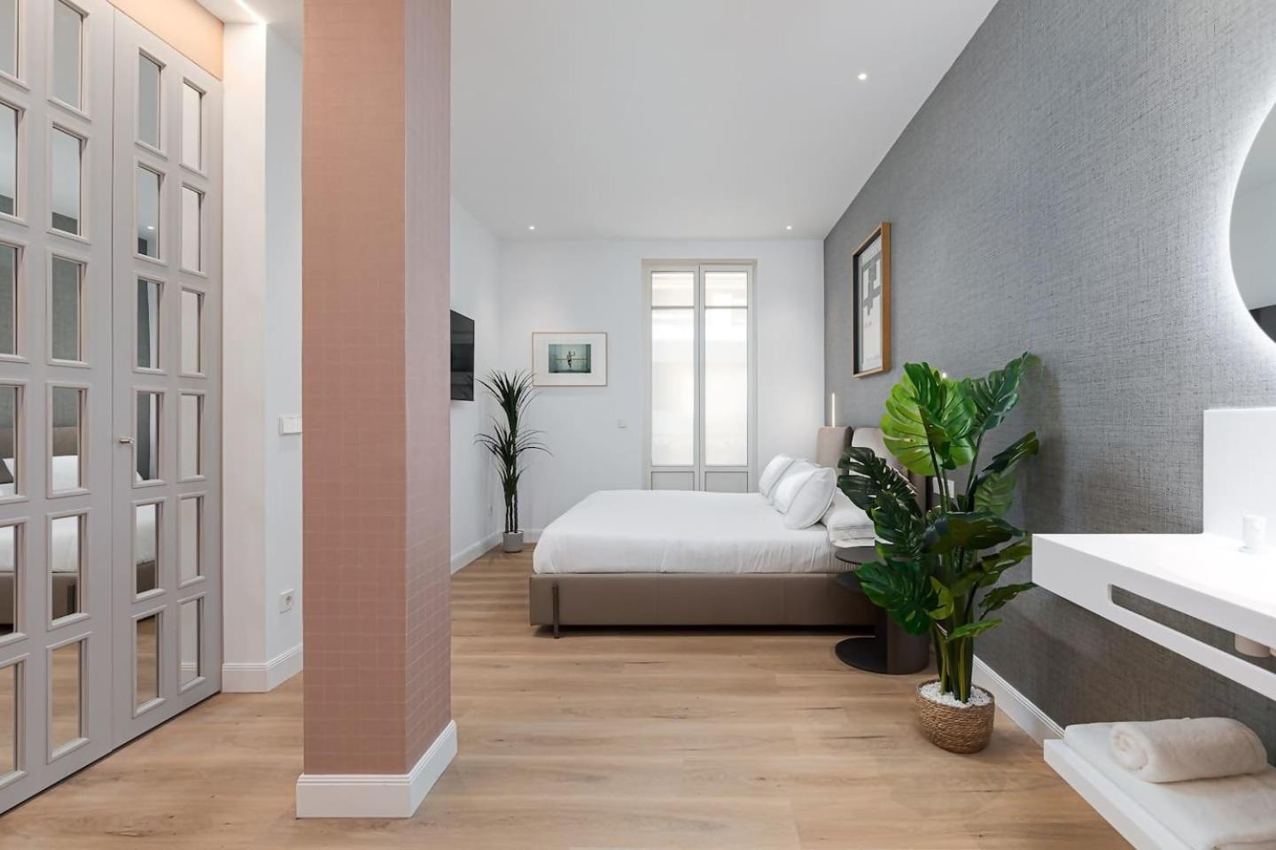 Mondrian New Ac Design Lovers Near La Concha San Sebastian Luaran gambar